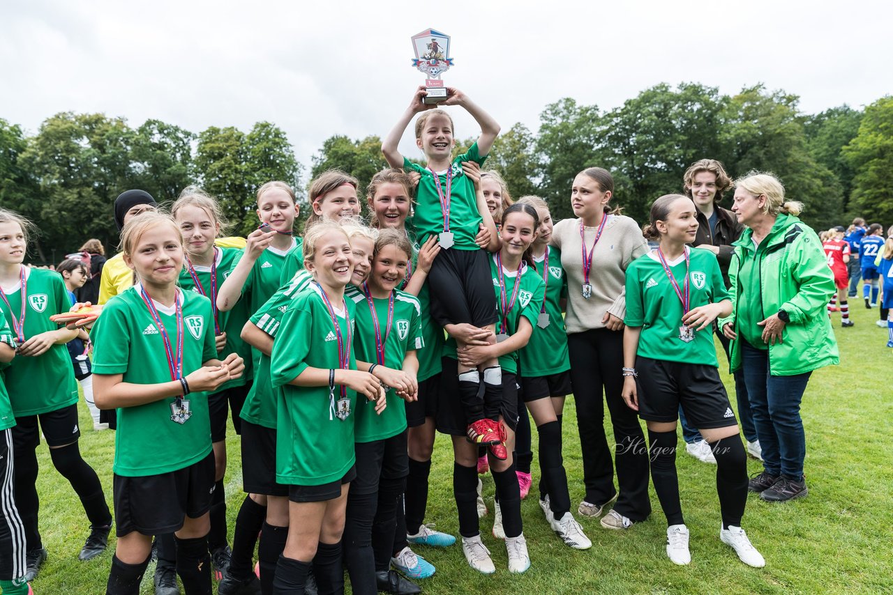 Bild 258 - Loewinnen Cup